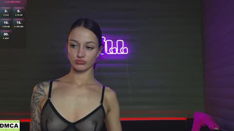  NIKKY  STIVE     Every day from 1000  to 200  EST time. online show from 09/18/25, 06:32