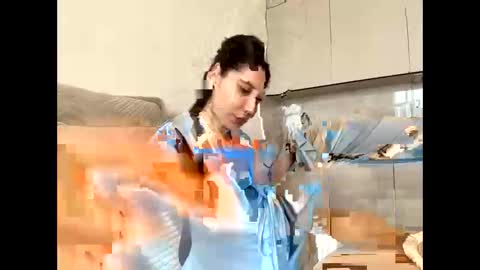 LEVA online show from 04/15/26, 10:22