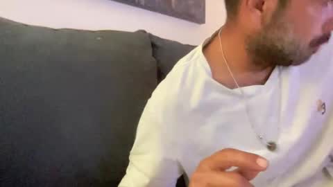 Mercedes190d online show from 04/17/26, 04:15