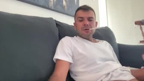 Mercedes190d online show from 04/19/26, 01:10