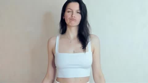 Miya online show from 02/25/26, 07:40