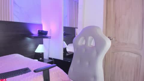 meredith_spencer online show from 01/24/25, 09:37