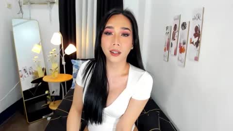 MereseLaurelTS online show from 09/24/25, 05:22