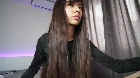 meriannabell online show from 10/23/25, 11:31