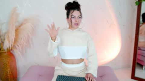 Merida Bell online show from 02/20/26, 12:18