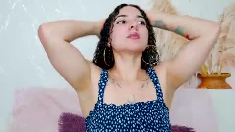 Snapshot of merida_bell18 chatting on 06/15/26, 12:46 Merida Bell online show from 06/15/26, 12:46
