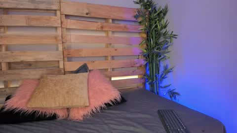 Merida  online show from 01/31/25, 12:18