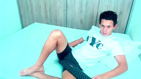 MeridandWither online show from 03/17/26, 09:12