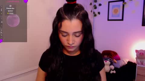 Snapshot of merilynwhithe_ chatting on 10/23/25, 10:41 Merilyn online show from 10/23/25, 10:41