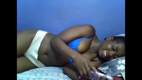 merlin_queen online show from 10/26/25, 07:03