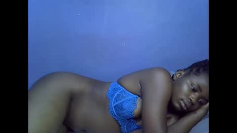 merlin_queen online show from 11/15/25, 06:59