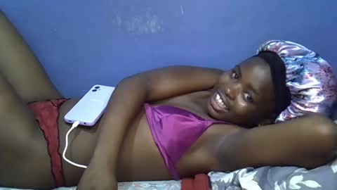 merlin_queen online show from 12/01/25, 06:57