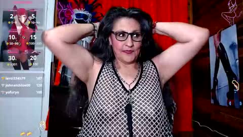 Snapshot of merlyna_goldens chatting on 01/12/25, 01:32 My next birthday is December 11th. online show from 01/12/25, 01:32