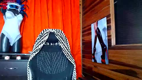 Snapshot of merlyna_goldens chatting on 02/26/25, 03:21 My next birthday is December 11th. online show from 02/26/25, 03:21