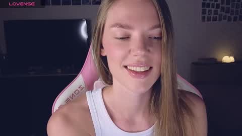 Snapshot of merry_dancers_ chatting on 12/26/24, 06:12 Susan online show from 12/26/24, 06:12