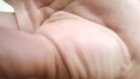 Snapshot of merry_jane2020 chatting on 10/28/25, 01:42 merry_jane2020 online show from 10/28/25, 01:42