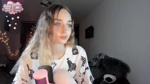 Sara online show from 09/29/25, 04:12