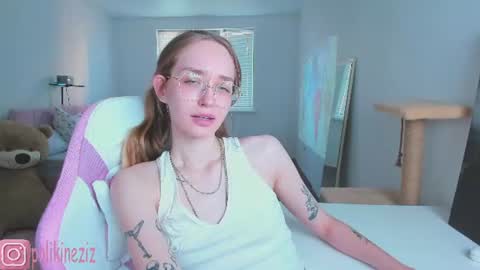 Sara online show from 06/24/26, 04:28