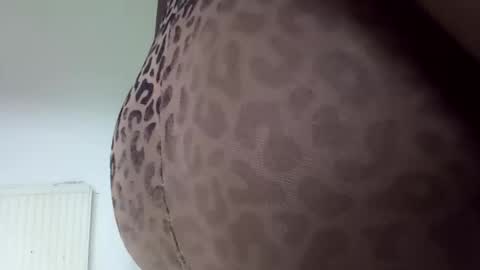 Alexismerton online show from 01/21/25, 10:52