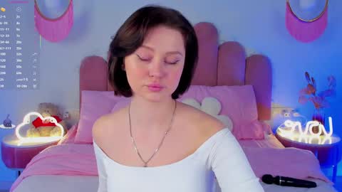 Anna online show from 03/11/25, 06:21