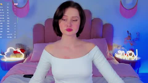 Anna online show from 03/11/25, 09:24