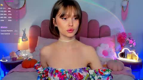 Anna online show from 10/17/25, 05:21