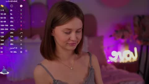 Snapshot of merylew chatting on 07/17/26, 05:25 Anna online show from 07/17/26, 05:25