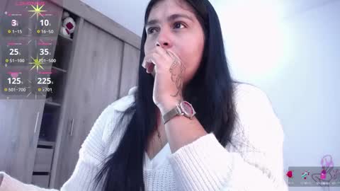 Snapshot of merylintiwg01 chatting on 02/22/25, 04:18 M online show from 02/22/25, 04:18