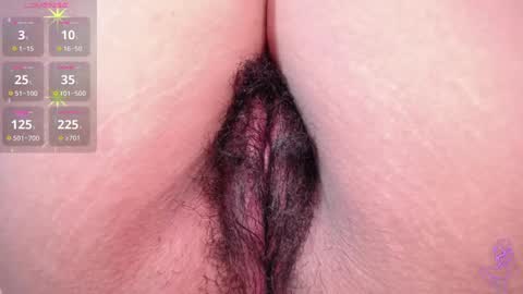 Snapshot of merylintiwg01 chatting on 02/24/25, 07:33 M online show from 02/24/25, 07:33