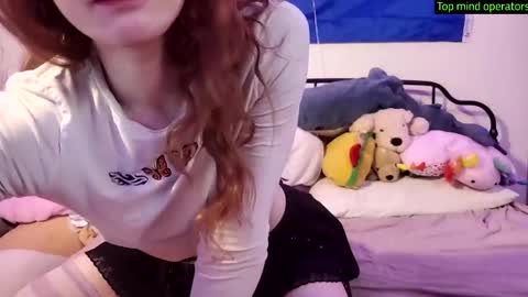 mesmerized_mowo online show from 03/04/25, 10:27