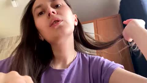 Snapshot of mesmerizing_hypn0_goddess chatting on 12/14/25, 10:42 Jessica online show from 12/14/25, 10:42