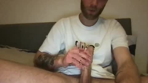 messageme11 online show from 02/24/25, 10:36