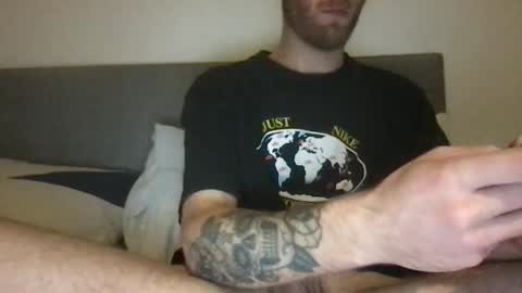 messageme11 online show from 11/29/25, 10:35