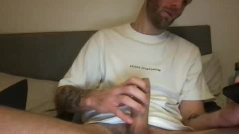 messageme11 online show from 02/01/26, 12:53