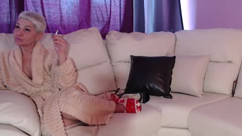 Jenny online show from 02/22/25, 11:46