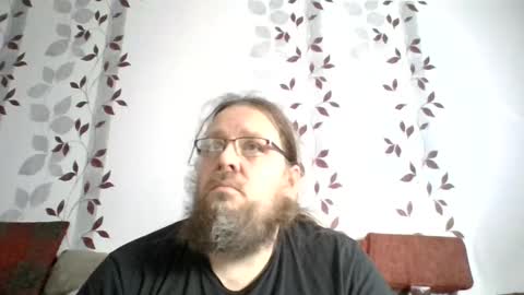 Snapshot of metallbuddy chatting on 01/01/25, 10:54 ask me online show from 01/01/25, 10:54