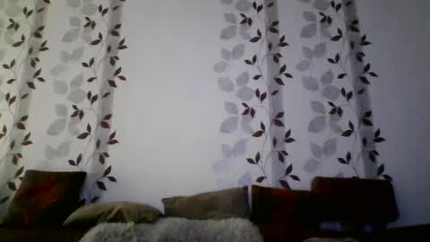 Snapshot of metallbuddy chatting on 01/05/25, 08:10 ask me online show from 01/05/25, 08:10