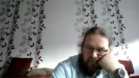 Snapshot of metallbuddy chatting on 01/07/25, 08:03 ask me online show from 01/07/25, 08:03