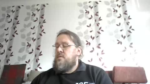 Snapshot of metallbuddy chatting on 02/04/25, 10:32 ask me online show from 02/04/25, 10:32