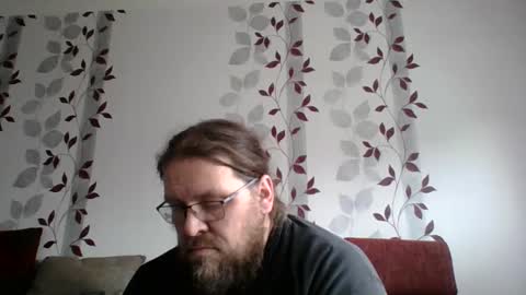 Snapshot of metallbuddy chatting on 02/15/25, 01:49 ask me online show from 02/15/25, 01:49