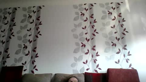 Snapshot of metallbuddy chatting on 02/16/25, 10:21 ask me online show from 02/16/25, 10:21