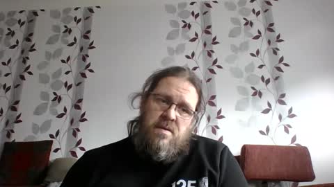 Snapshot of metallbuddy chatting on 02/16/25, 01:27 ask me online show from 02/16/25, 01:27