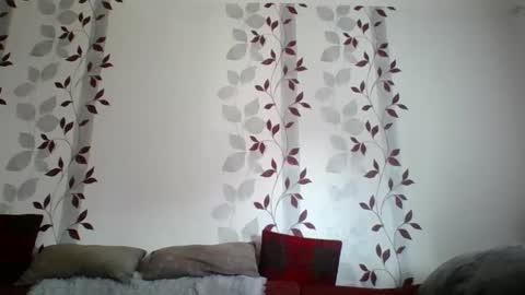 Snapshot of metallbuddy chatting on 02/19/25, 11:49 ask me online show from 02/19/25, 11:49