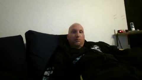 metaller123456 online show from 03/24/26, 06:24