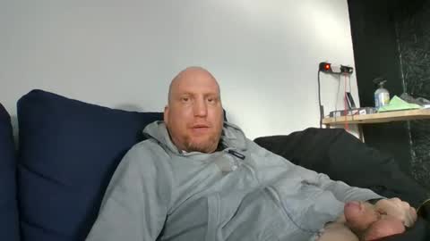 metaller123456 online show from 04/05/26, 01:19