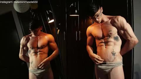 Snapshot of metatron_muscle chatting on 05/21/26, 10:39 Dany online show from 05/21/26, 10:39