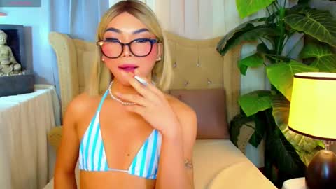 myka online show from 09/27/25, 11:15