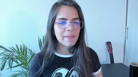 Meurif online show from 05/19/26, 06:47