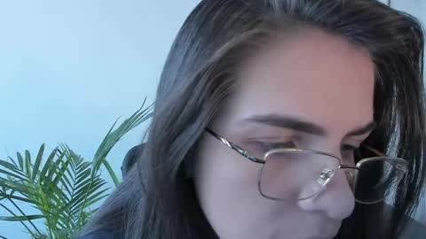 Meurif online show from 05/23/26, 03:49