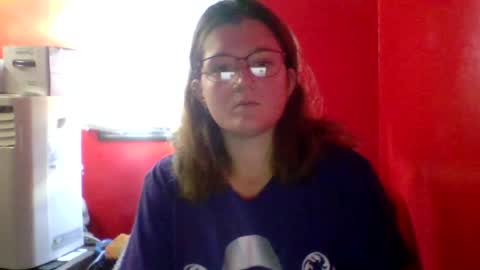 Snapshot of meveler22 chatting on 07/10/26, 12:19 Angela online show from 07/10/26, 12:19
